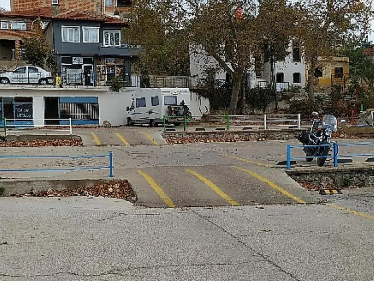 1 Mehmet Akif Caddesi - 1