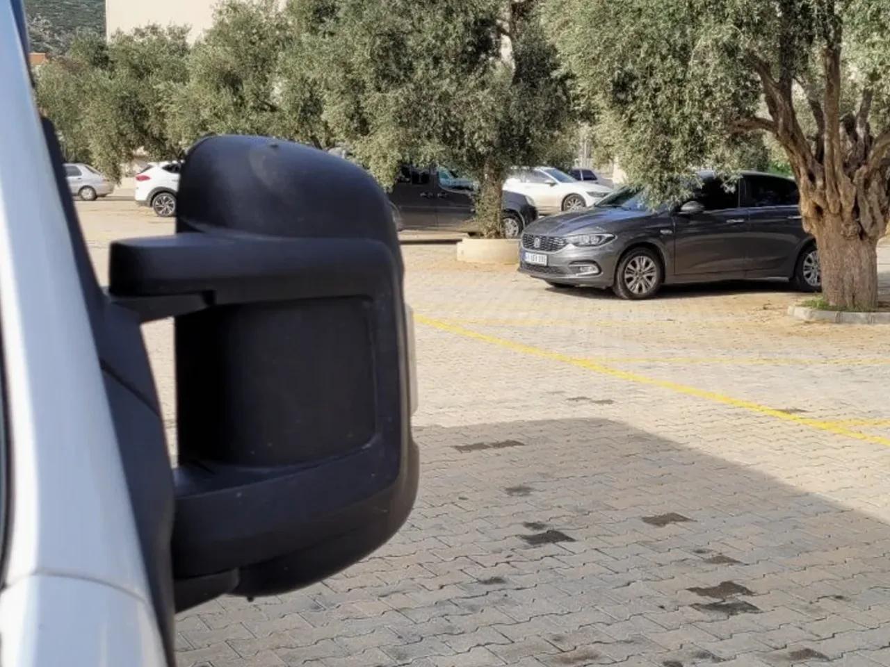 126 23 Nisan Bulvarı - 1