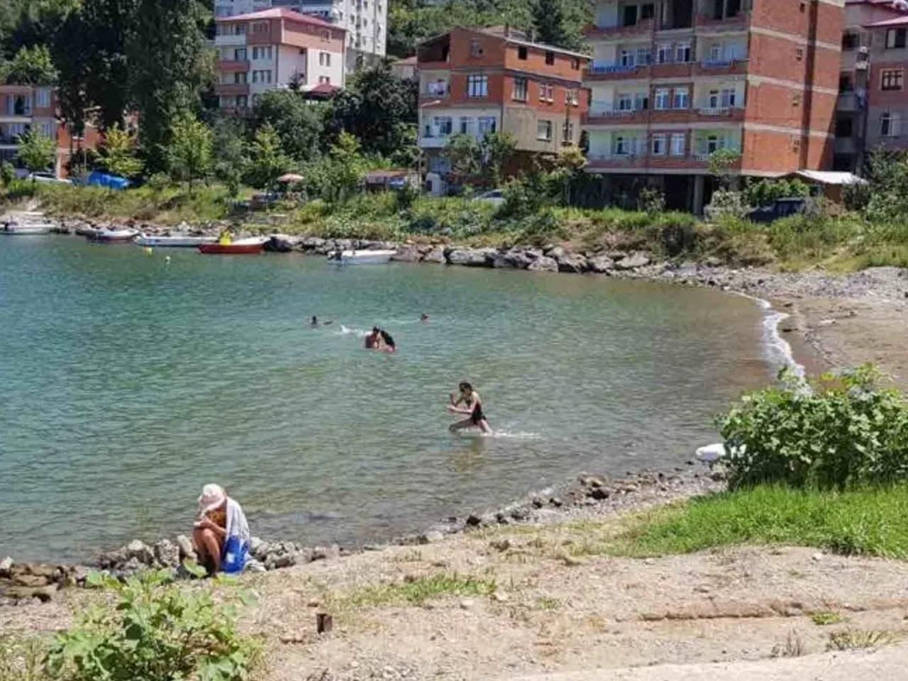 14 Karşıyaka Köyü Yolu - 1