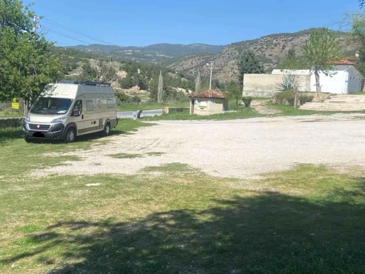 14 Kırmızı Su Caddesi - 3
