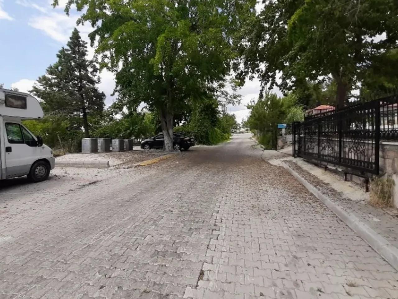 27 Menderes Caddesi - 1
