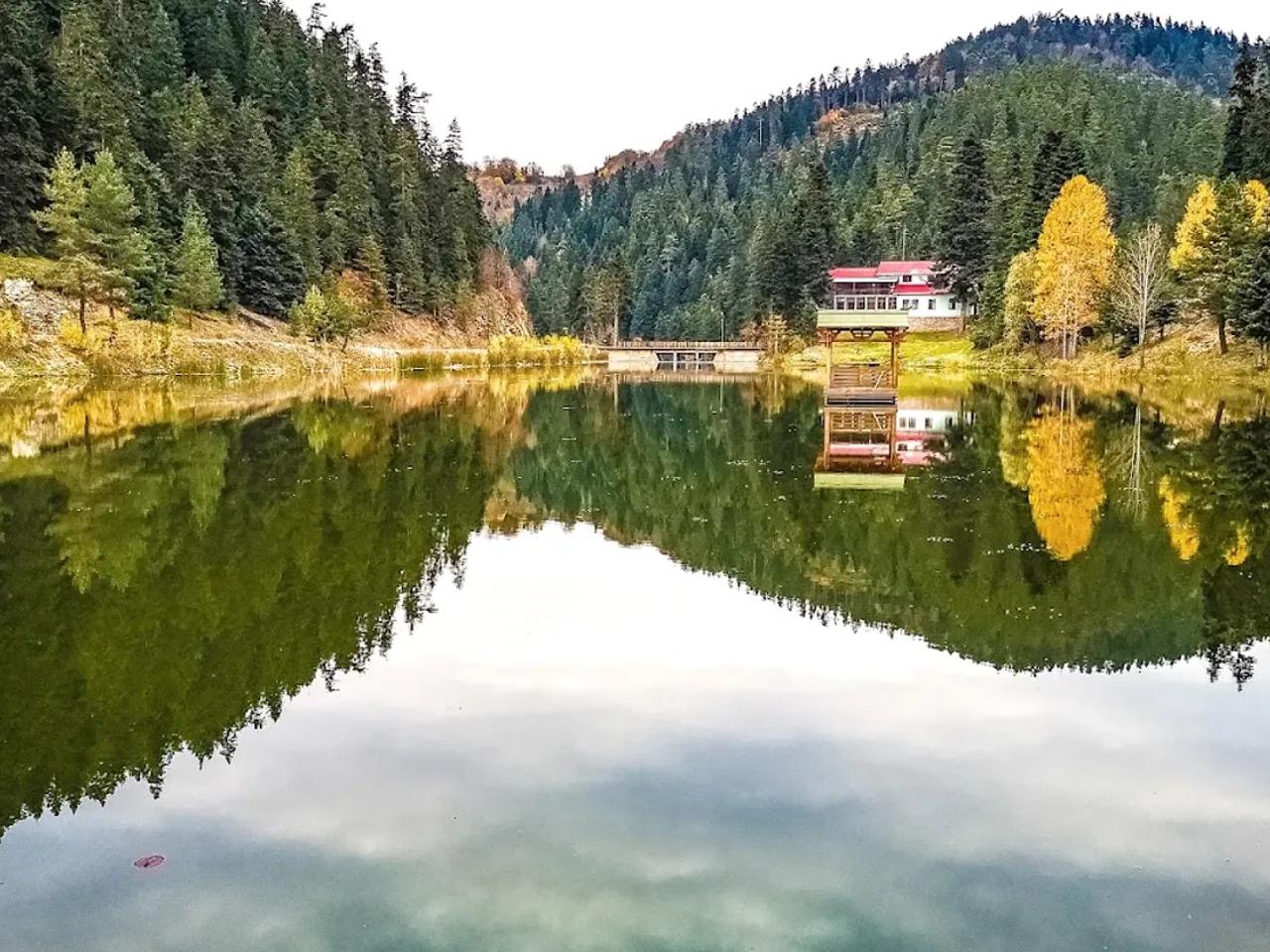 Akgöl Tabiat Parkı