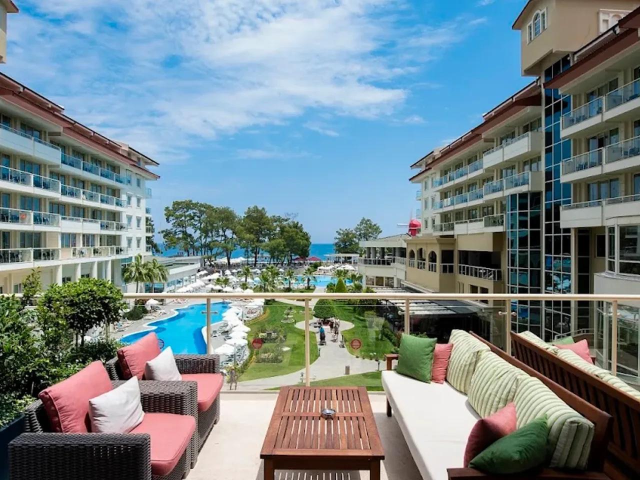 Akra Kemer
