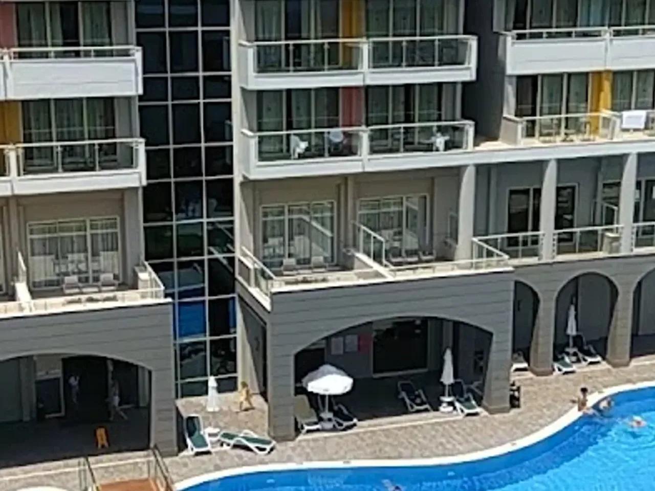 Akra Kemer - 4