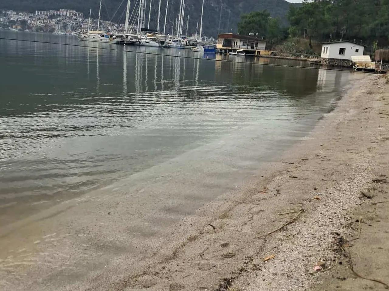 Aksazlar Koyu Plajı - 2