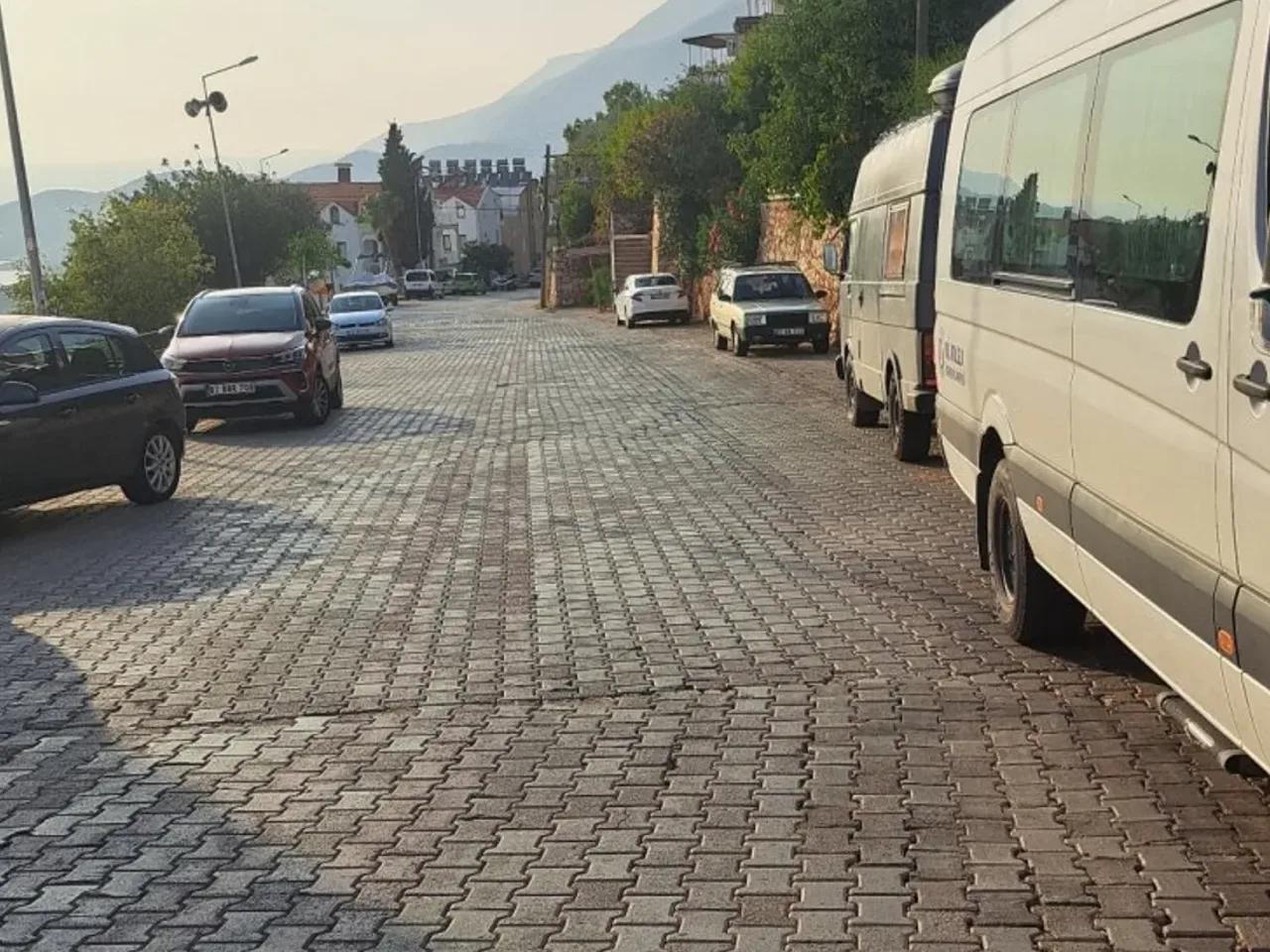 Andifli,73 Eski Antalya Caddesi - 1