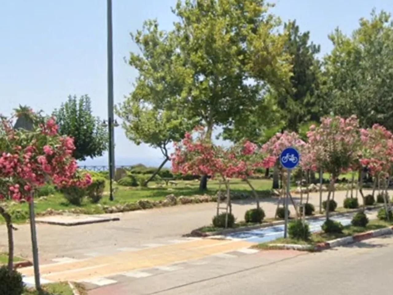 Antalya,12 Fener Caddesi - 2
