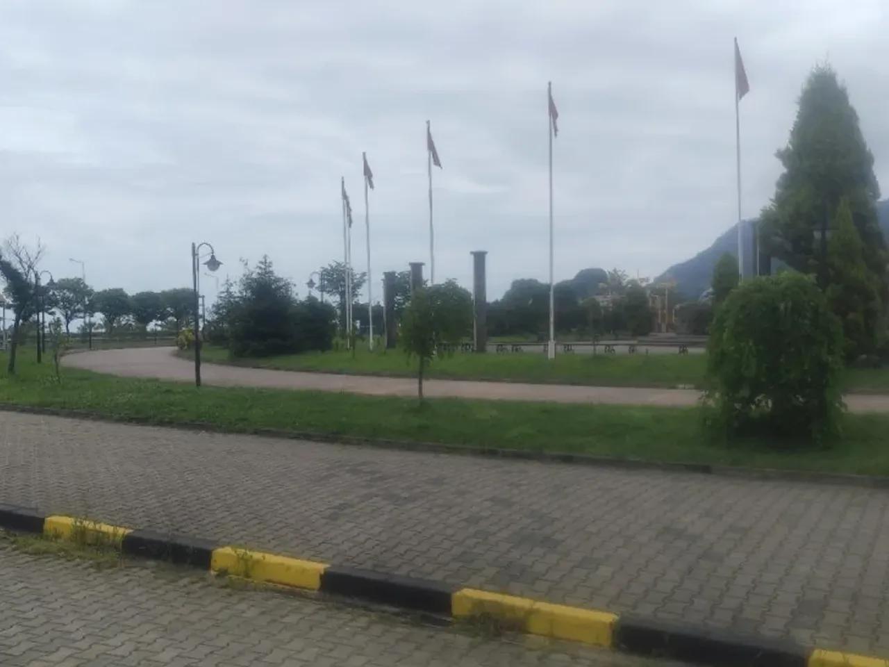 Atatürk Bulvarı - 1