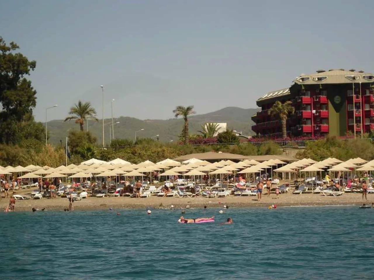 Aydınbey Otel Plajı