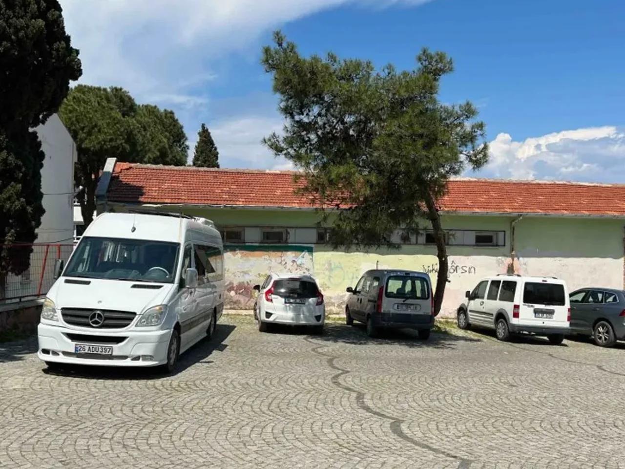 Ayvalık,233 Barbaros Caddesi - 1