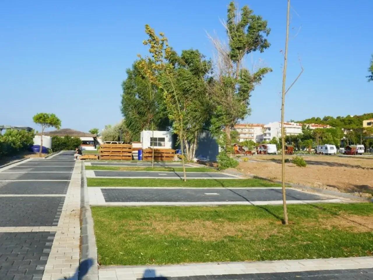 Ayvalık,No 108 Cumhuriyet Caddesi - 3