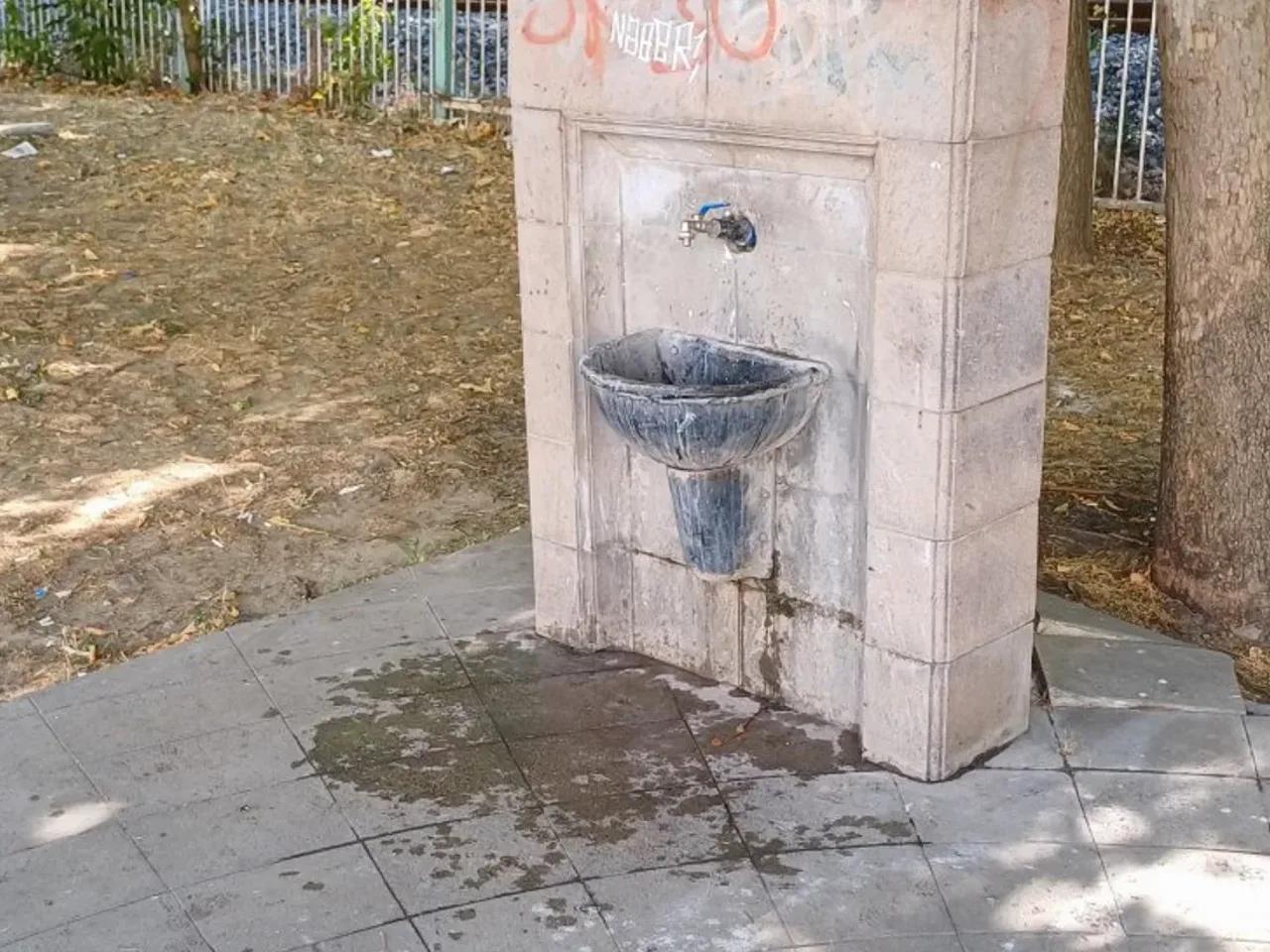 Balıkesir Merkez,no1/A Karanfil Sokak - 1