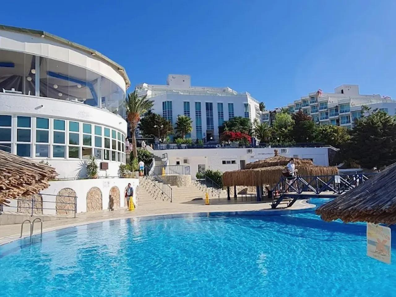 Bodrum Holiday Resort & Spa - 3