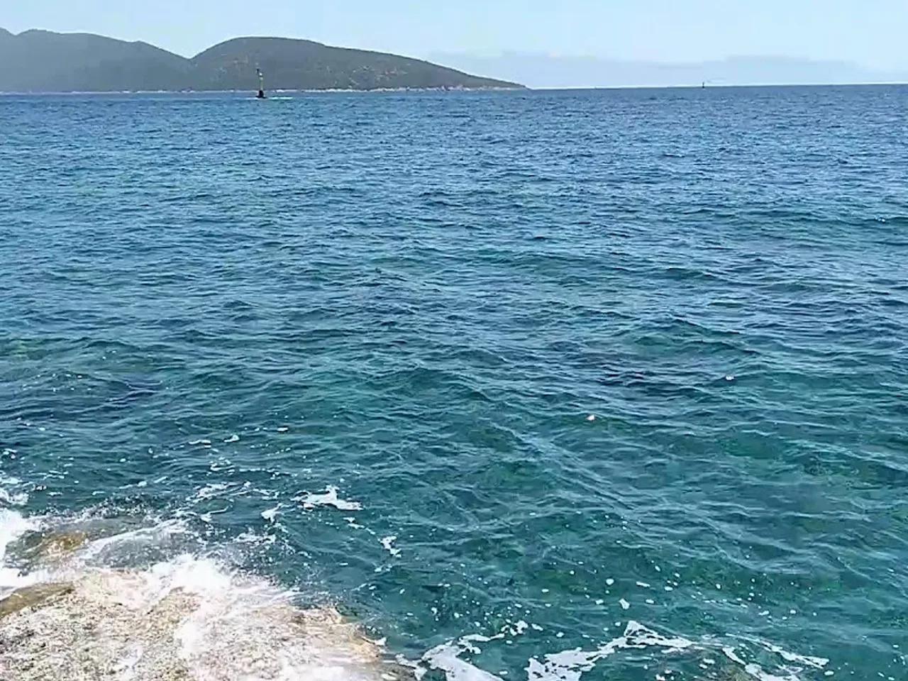 Bodrum Kayaliklar Erkek Plaji - 4