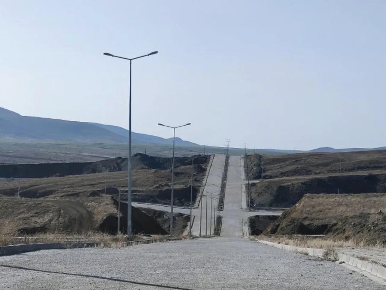 Çalatlı, - 2