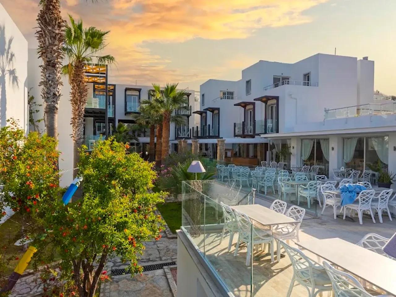 Charm Beach Hotel