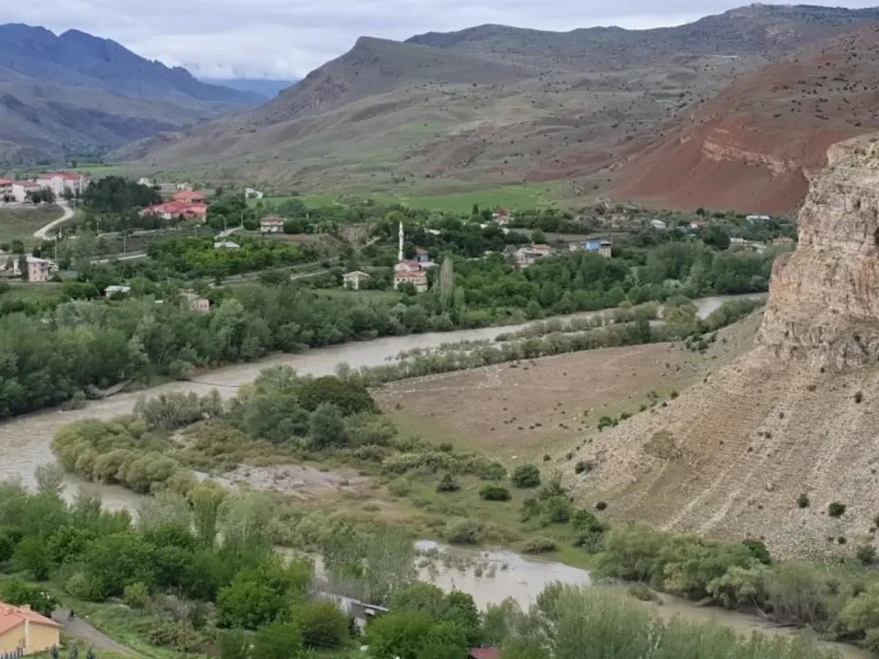 Cirgişin, - 2