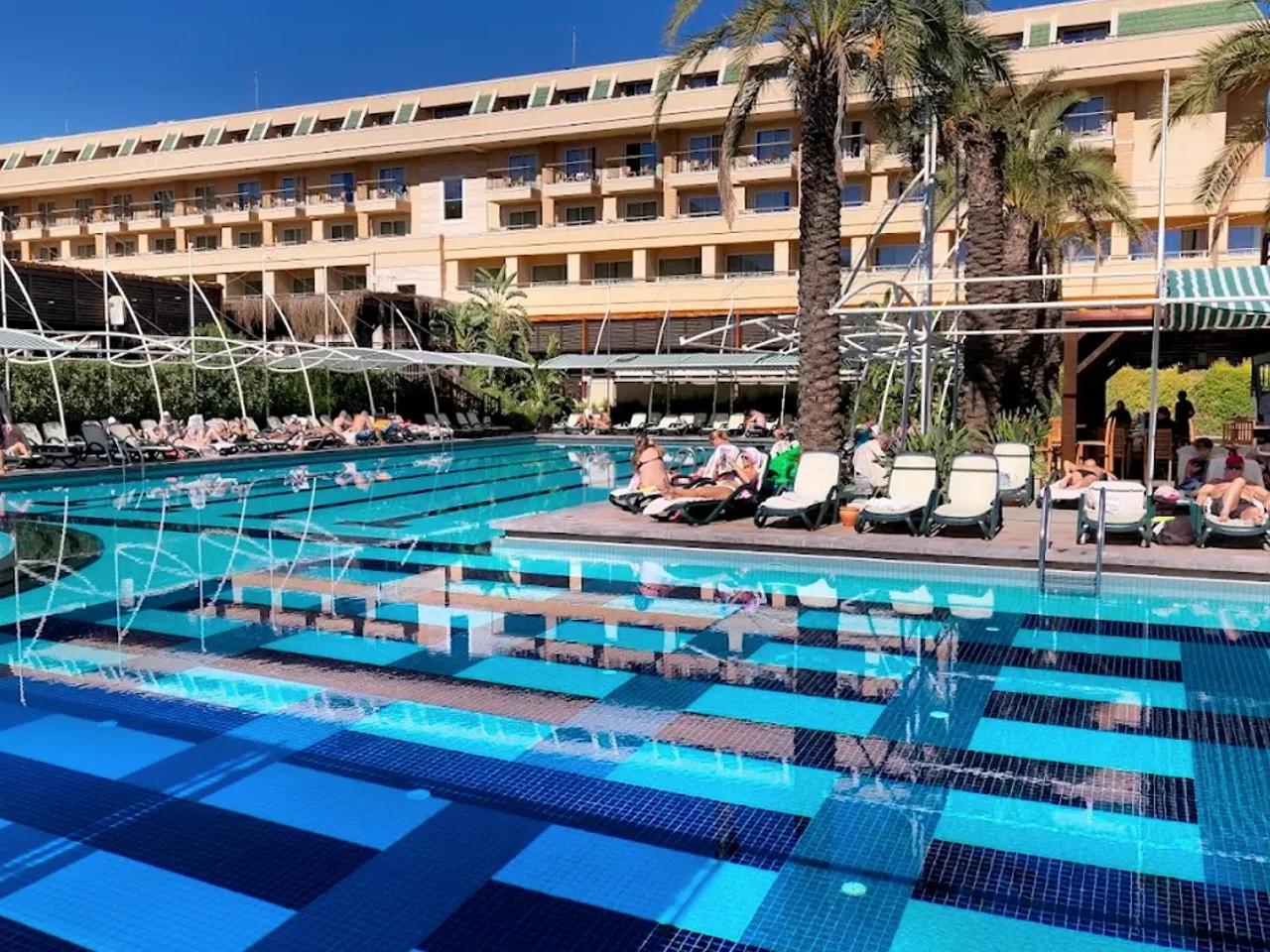 Crystal Deluxe Kemer