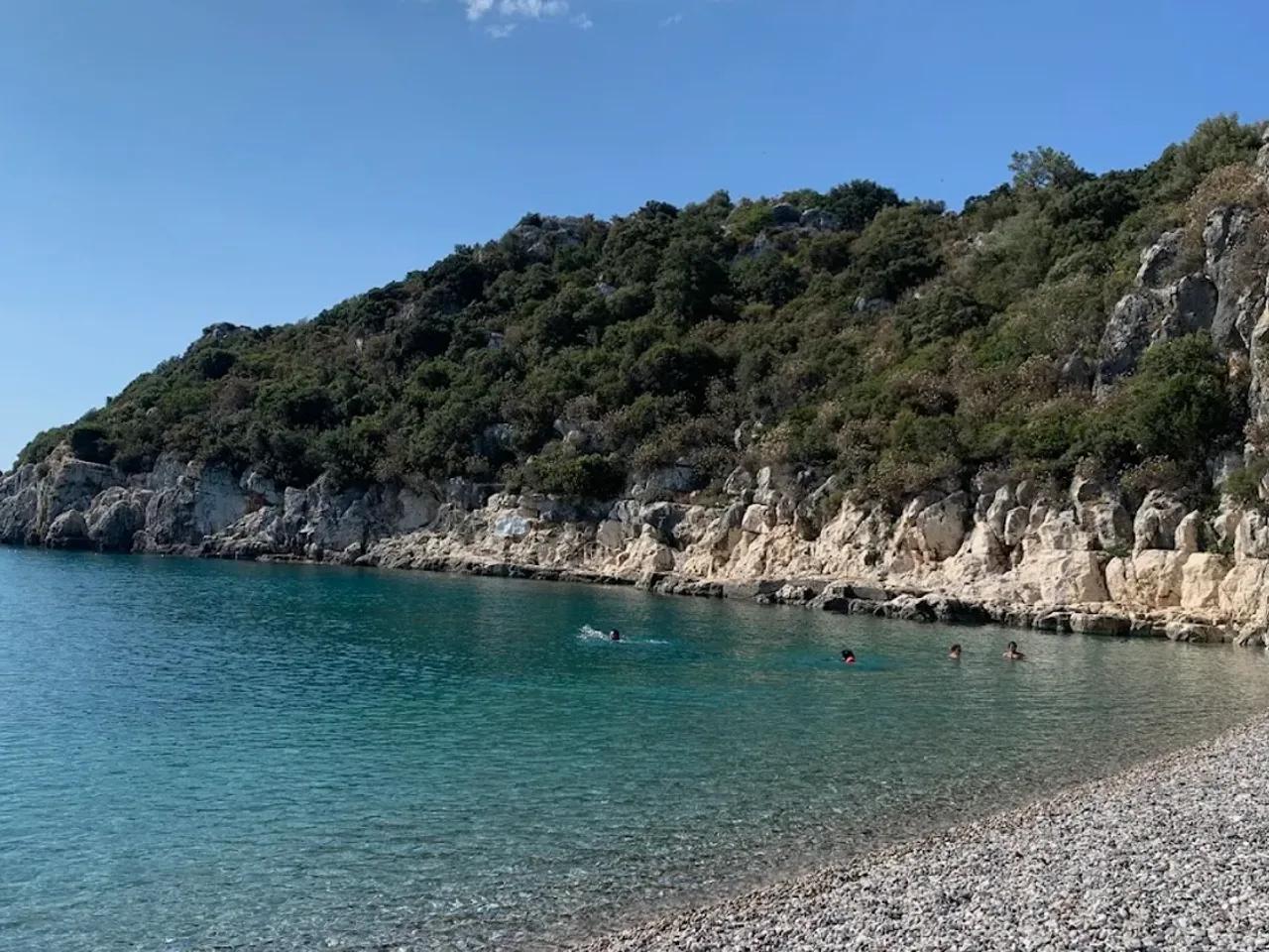 Tasdibi Beach