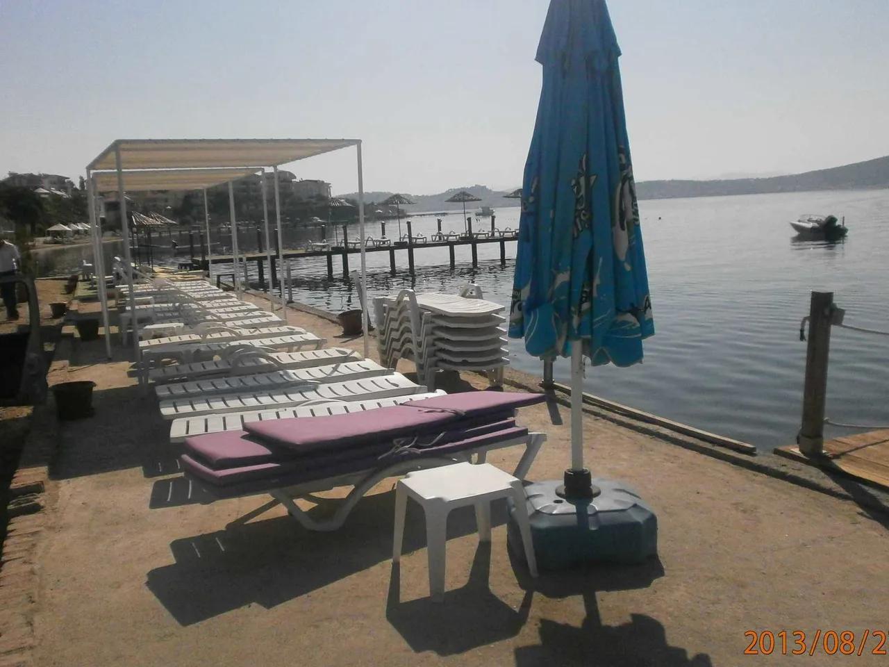 Deniz Otel Önü Plajı - 2
