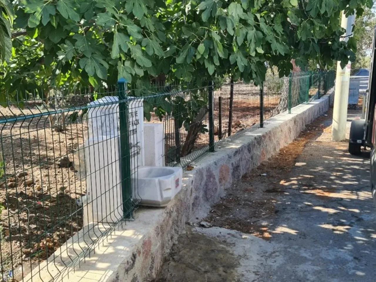 Dikili,44 Bademli 44. Sokak - 1