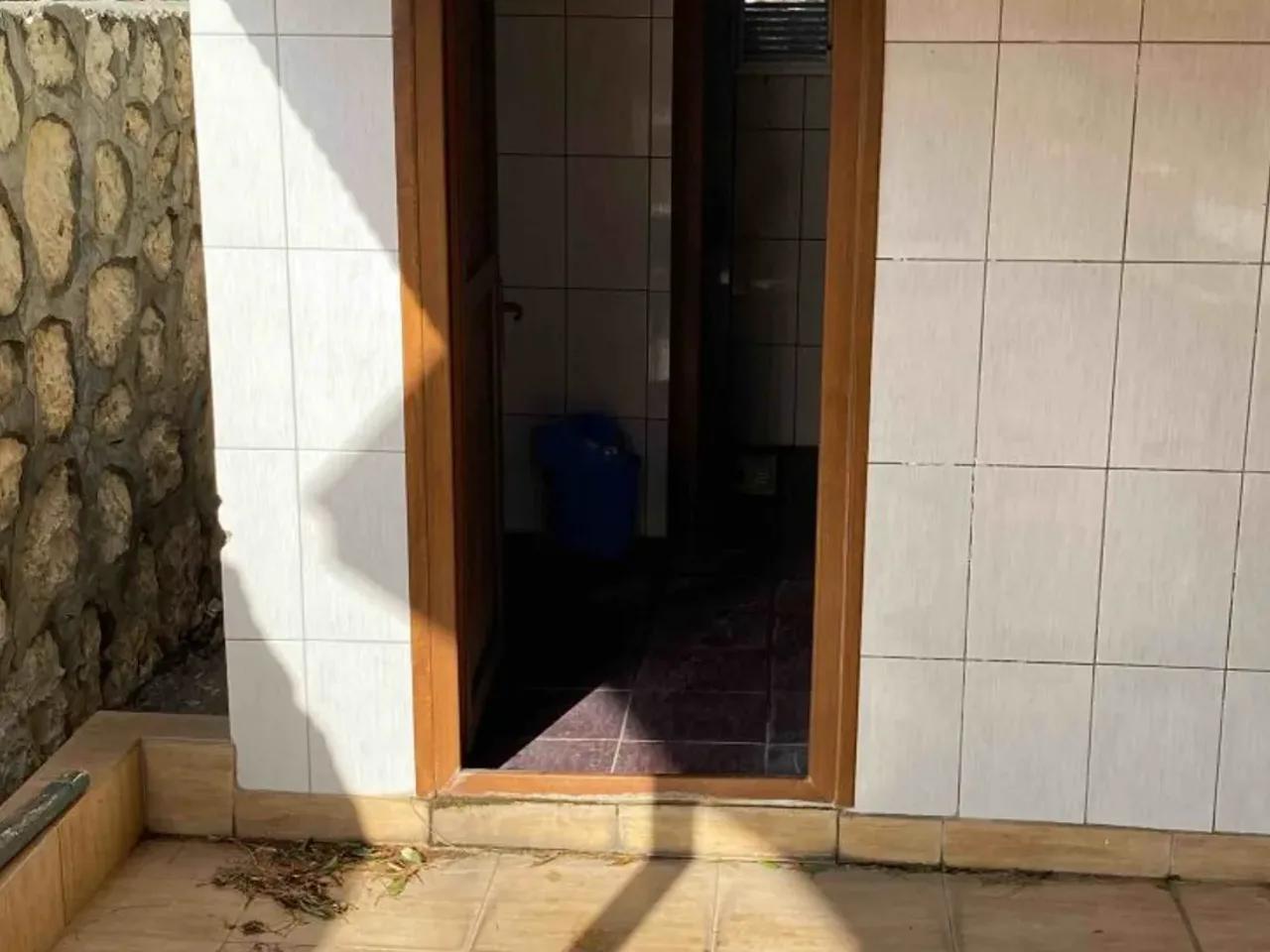 Erdemli,47 Atatürk Caddesi - 1
