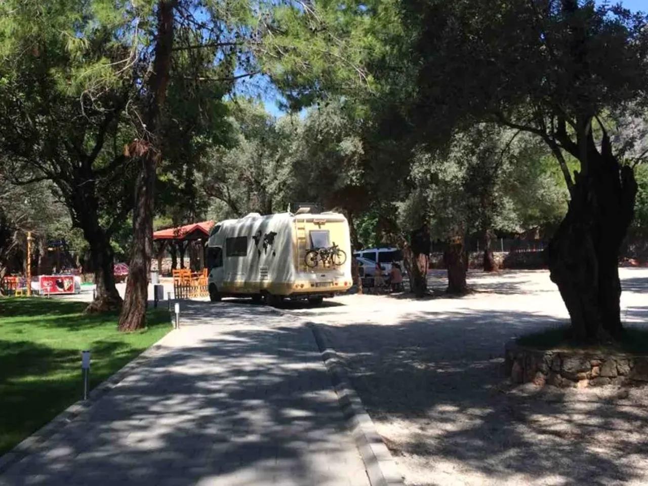 Fethiye, 2 Ölüdeniz Caddesi - 3