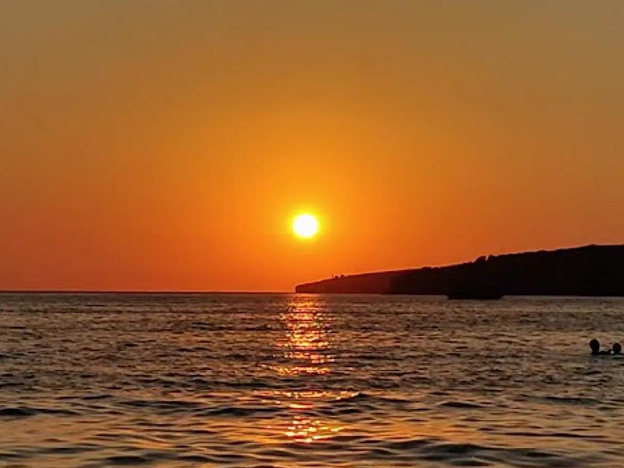 Foça Kaleburnu Lojmanları Plajı - 2