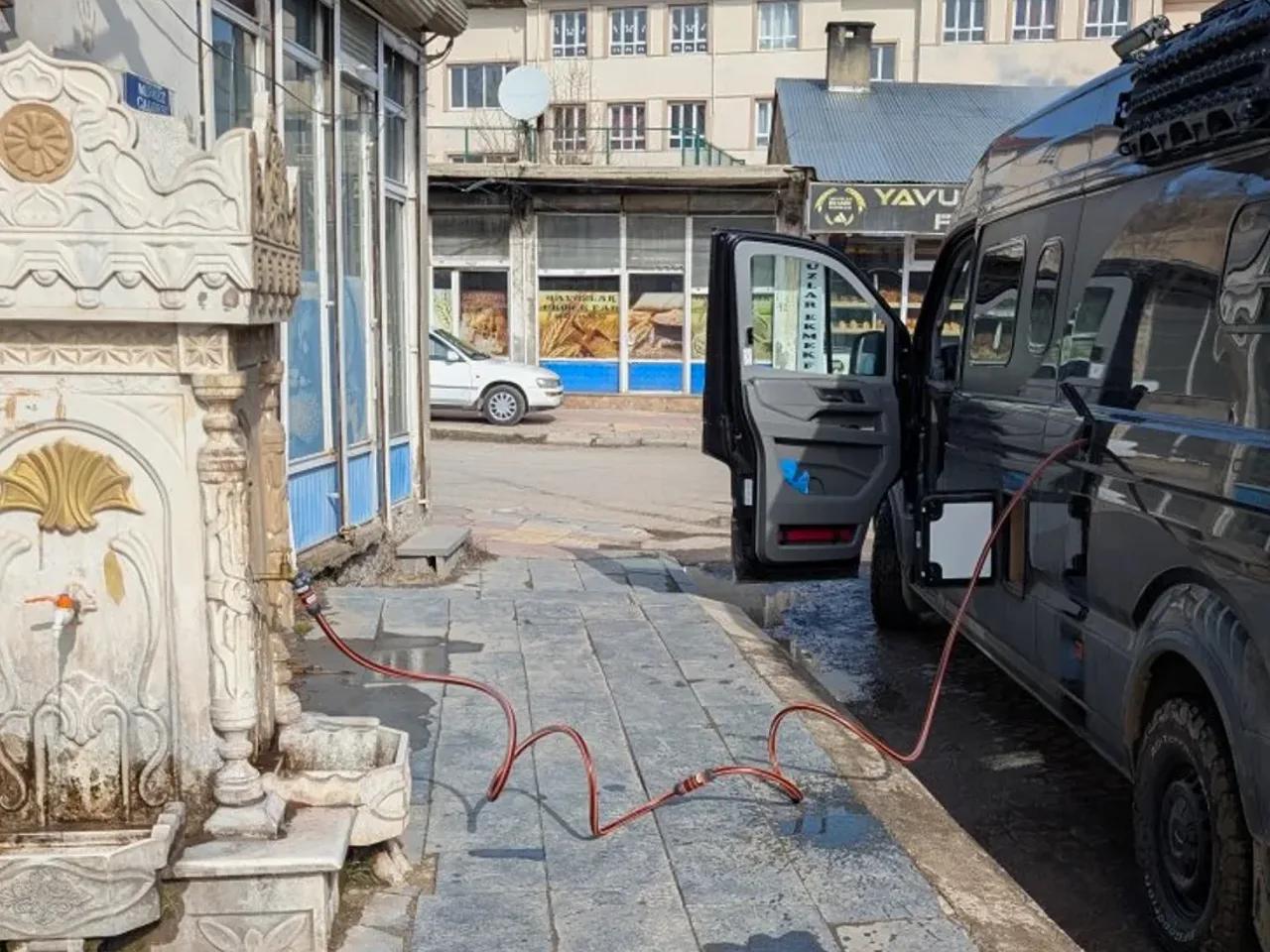Gevaş,37 Yüzüncüyıl Caddesi - 2