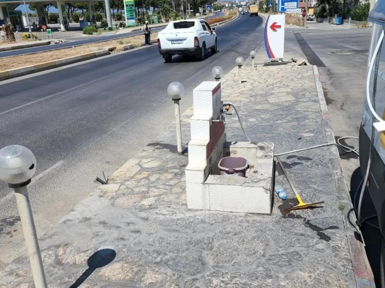 Gömeç,2 İzmir Çanakkale Yolu - 1
