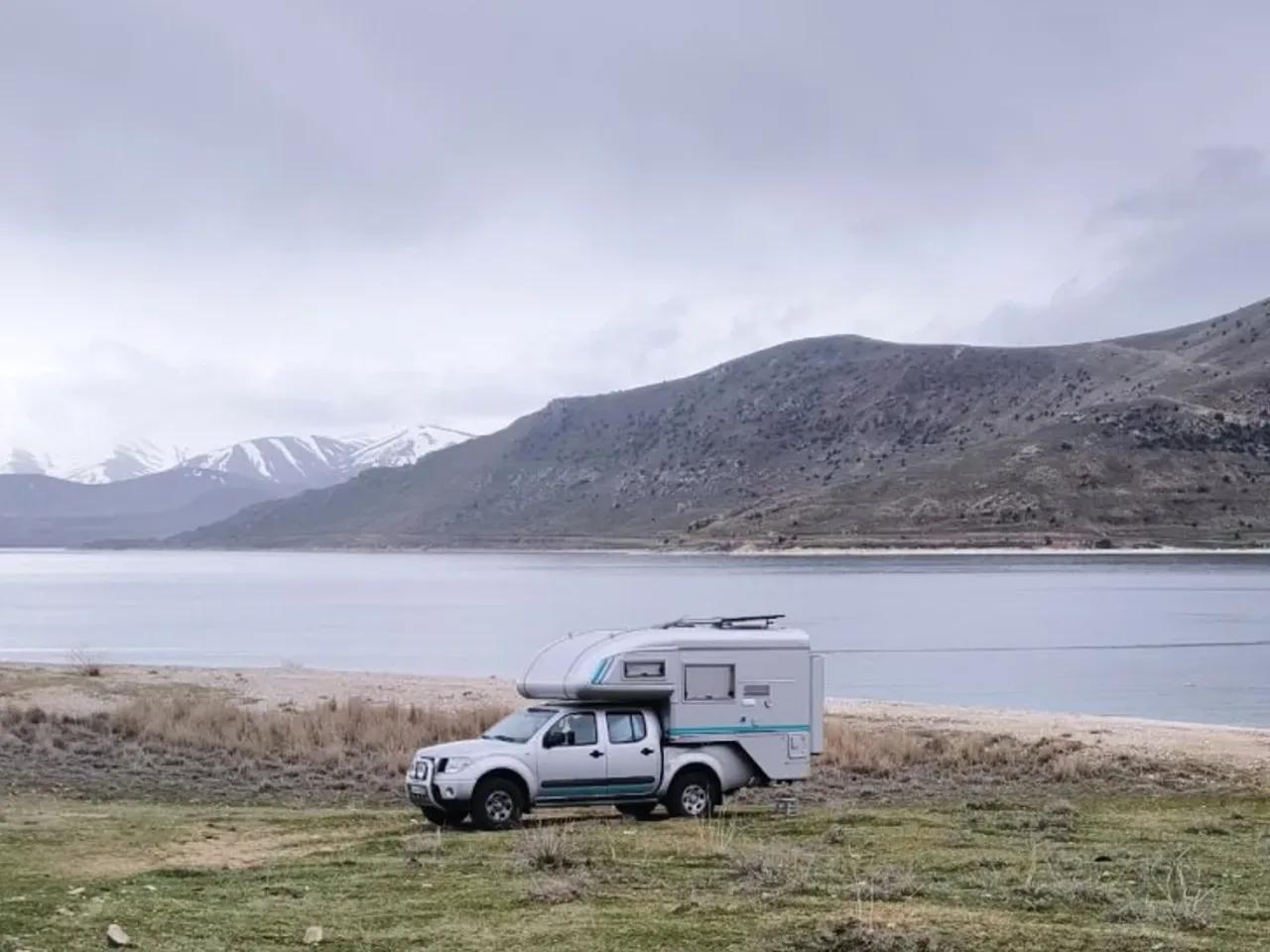 Göründü, - 3