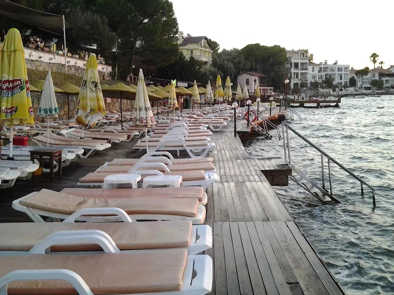 Günbatımı Özkan Sunset Beach Plajı