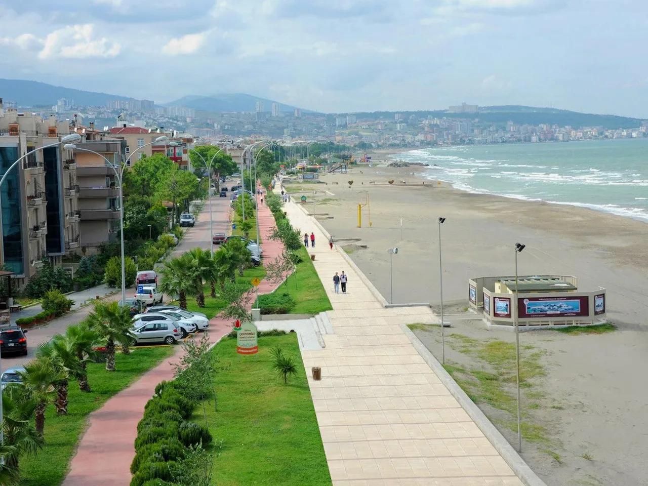 Güzelyalı Plajı - 2