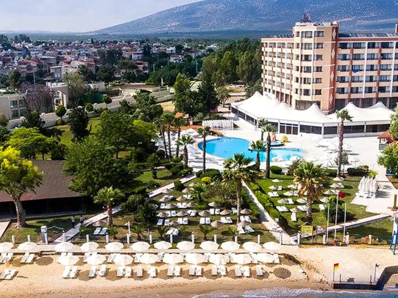Holiday Resort Otel