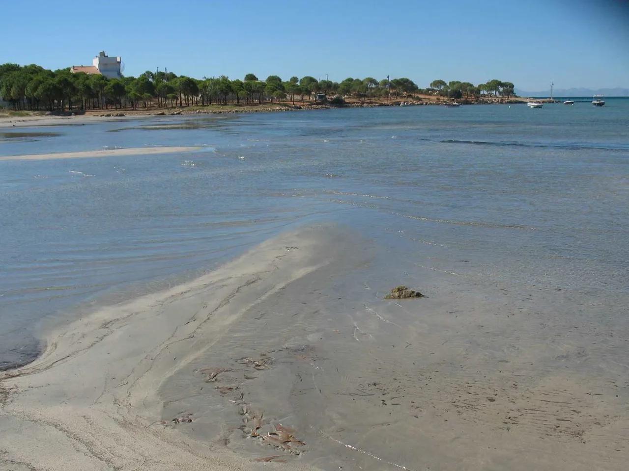 İmbat Tatil Köyü Site Plajı