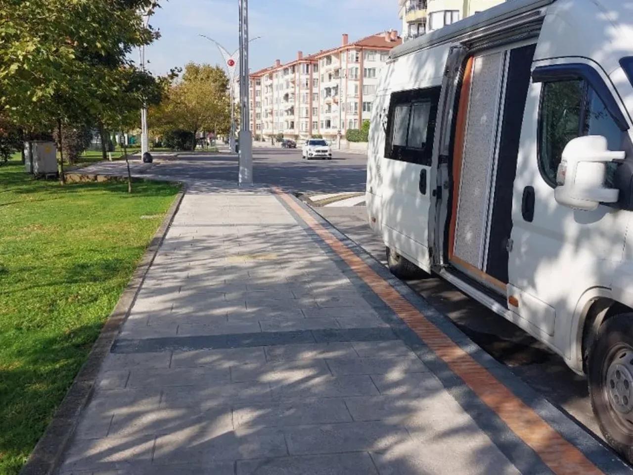 İzmit,14 Sahil Sokak - 1