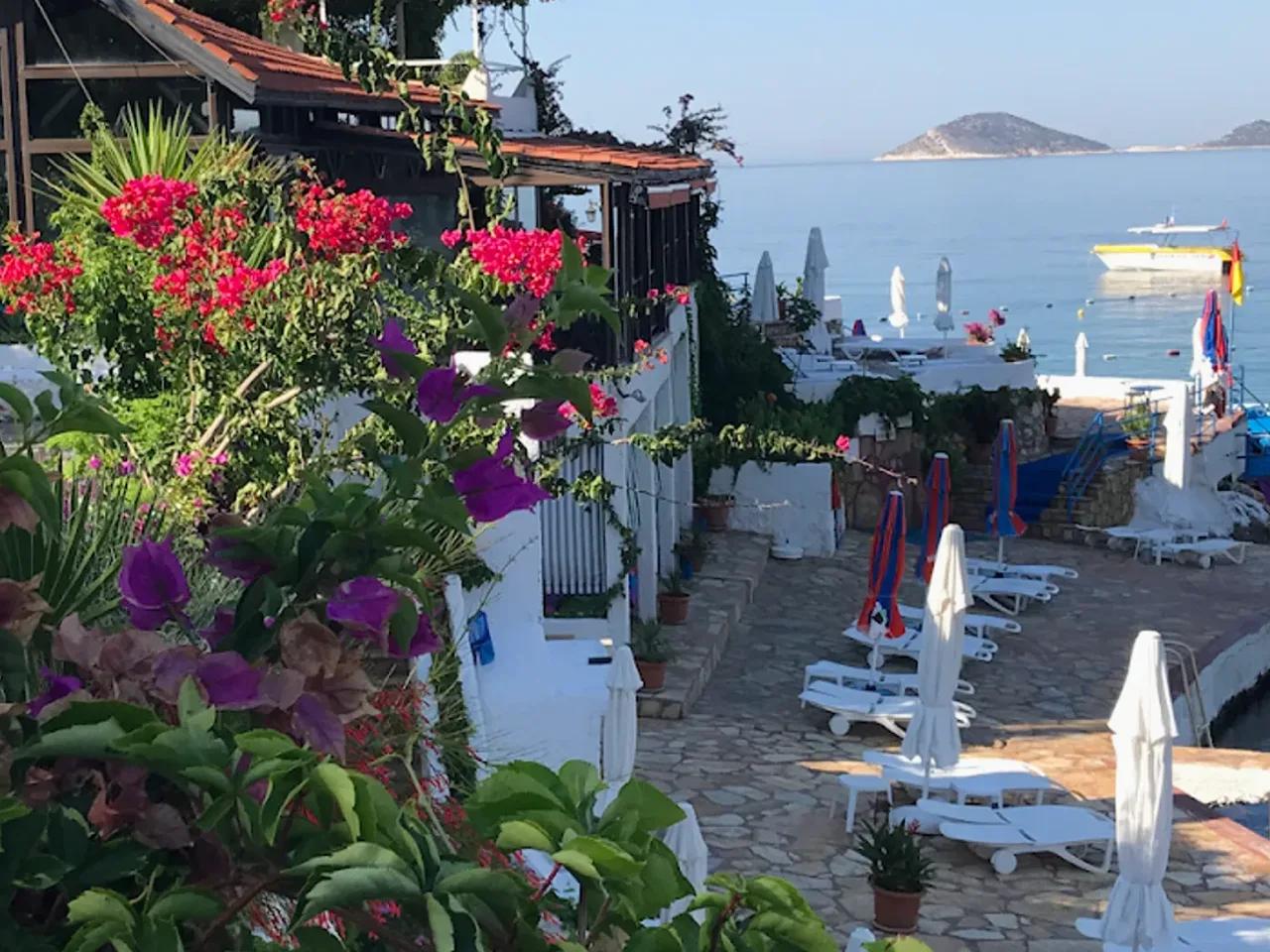 Kalamar Beach Club
