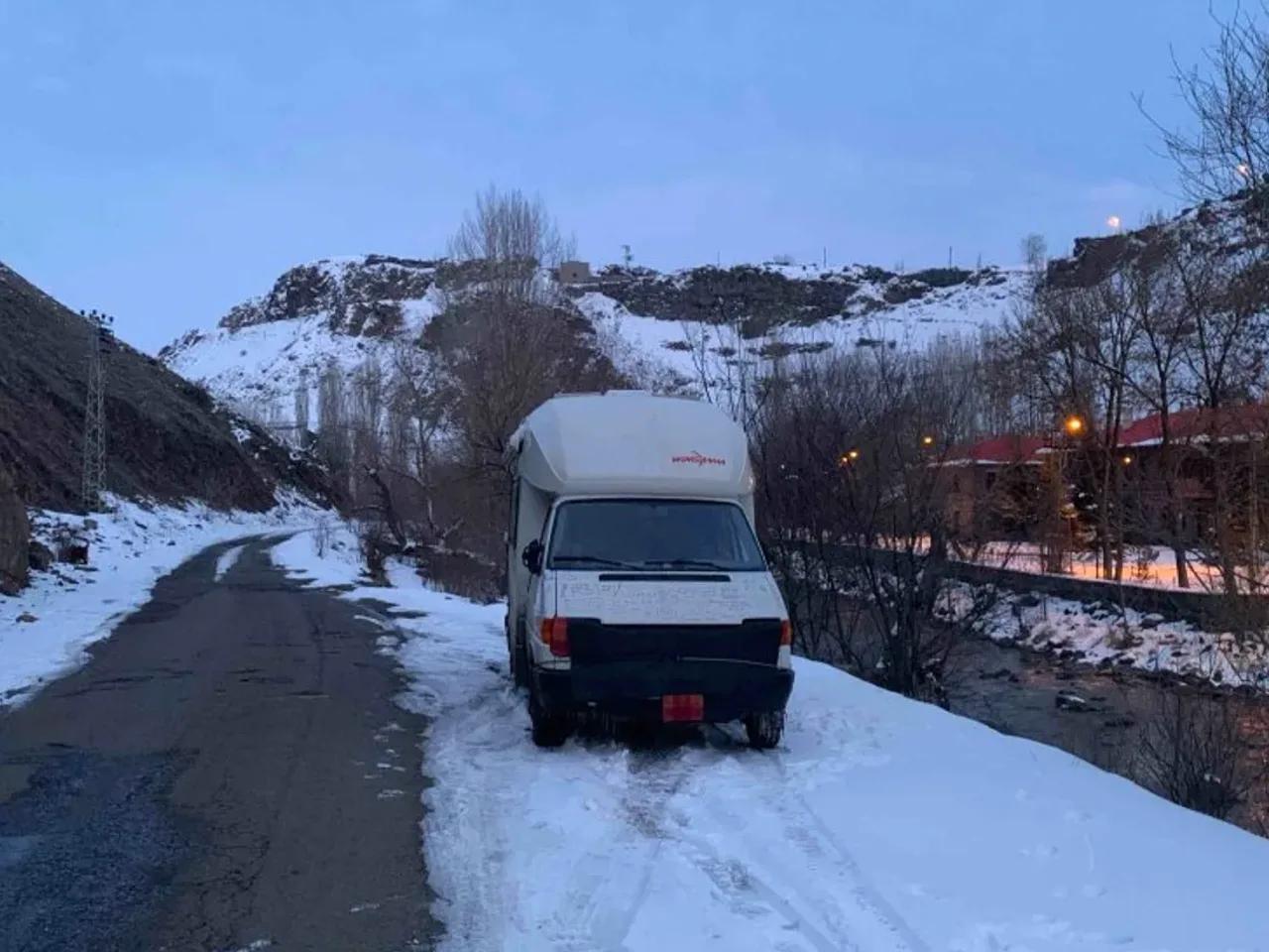 Kars, - 1