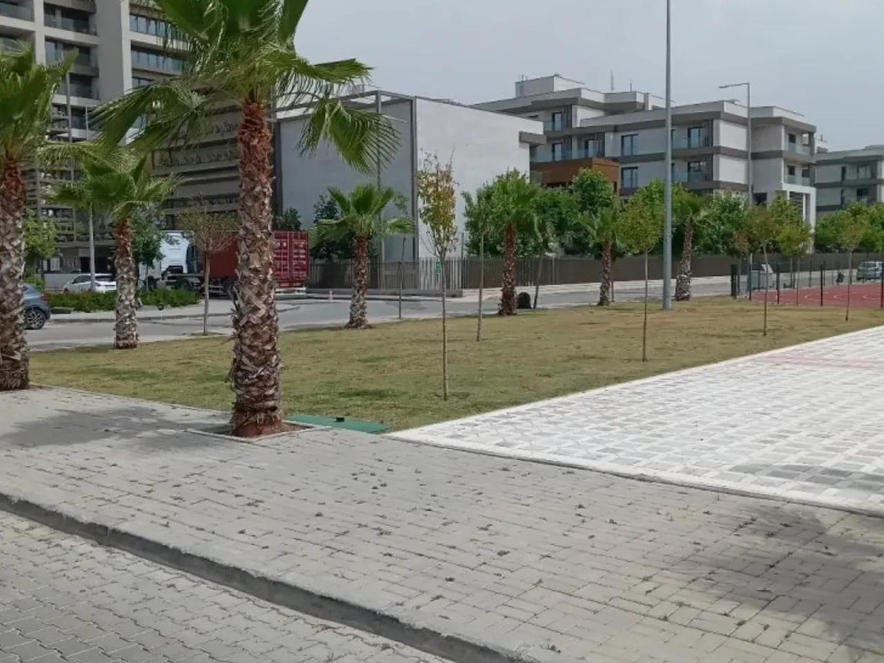 Karşıyaka,112 Aziz Nesin Bulvarı - 1