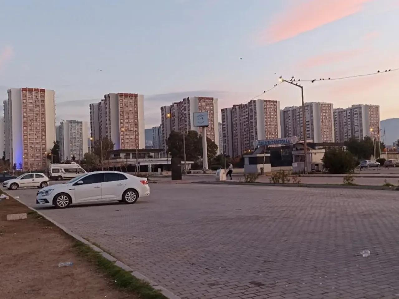 Karşıyaka,9 2043. Sokak - 3