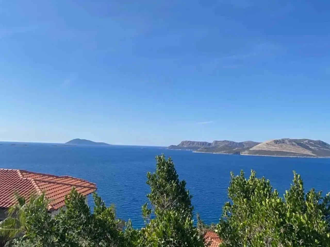 Kaş,1 Demokrasi Caddesi - 2
