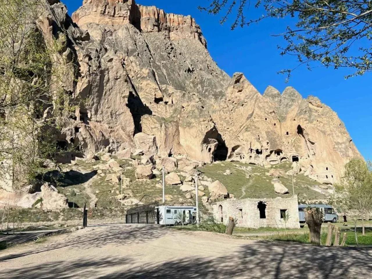 Kayaaltı, - 2