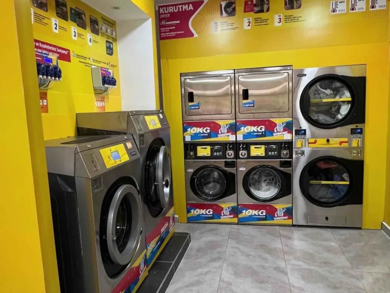 Konak,6 A 1437. Sokak - 1