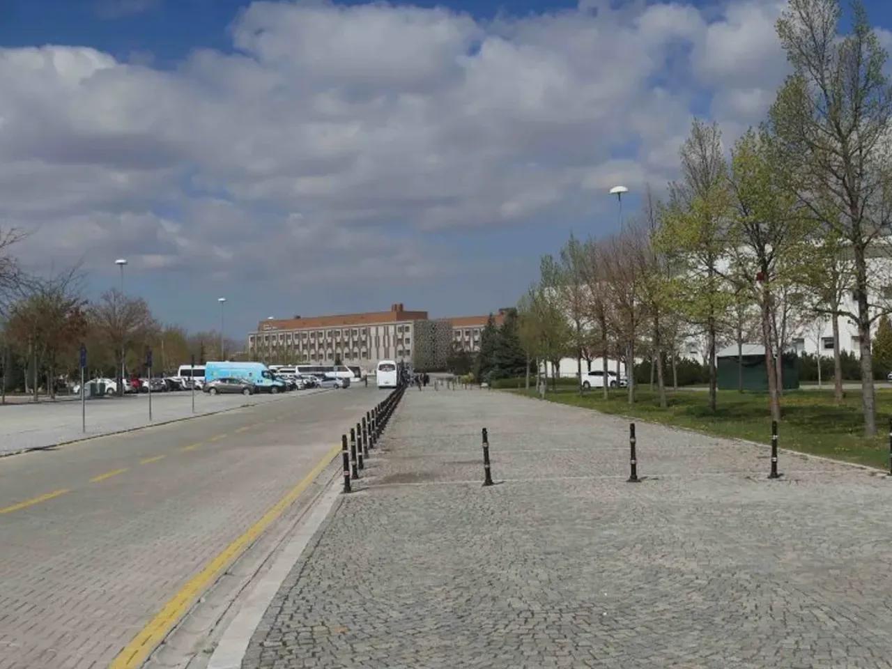 Konya, 8 Mevlana Kültür Merkezi - 3