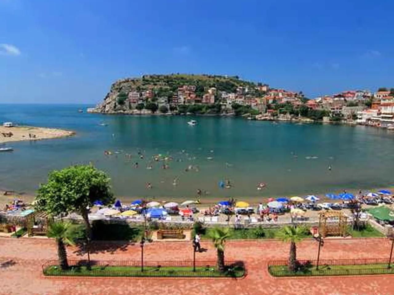 Küçük Liman Plajı - 3