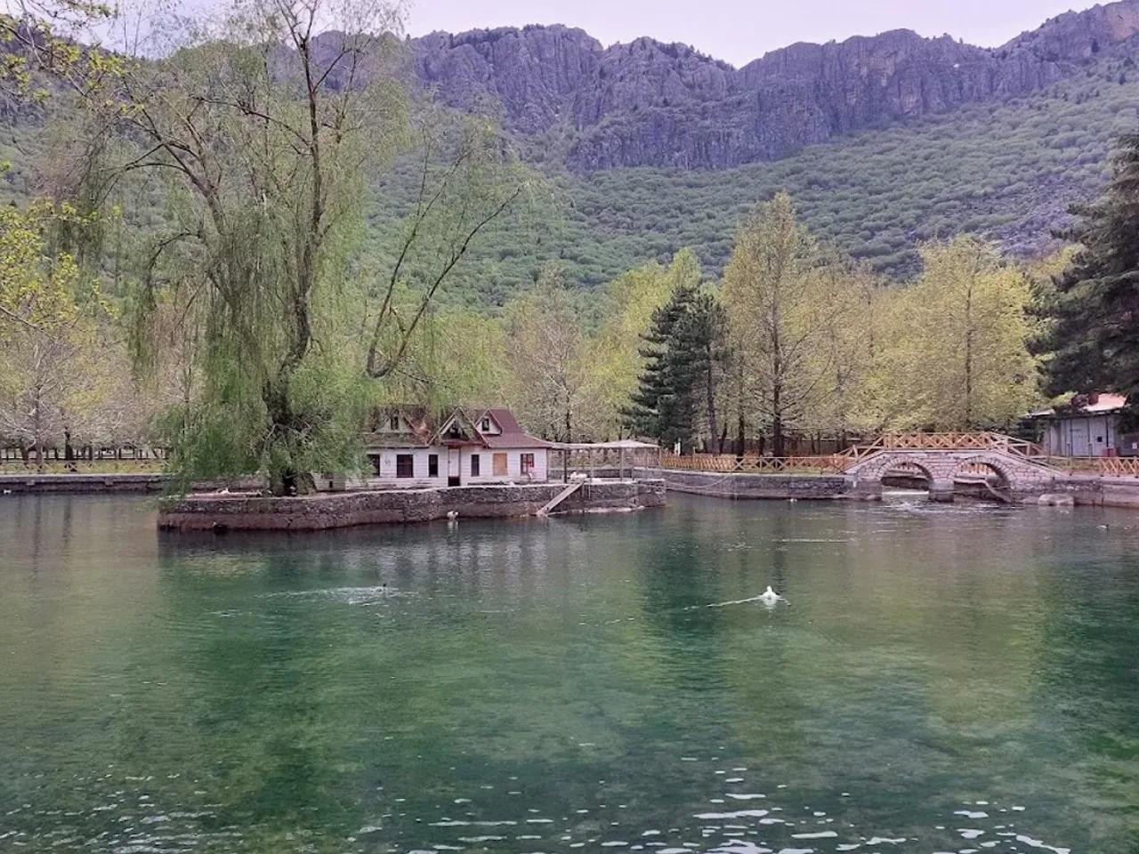 Kuğulu Tabiat Parkı