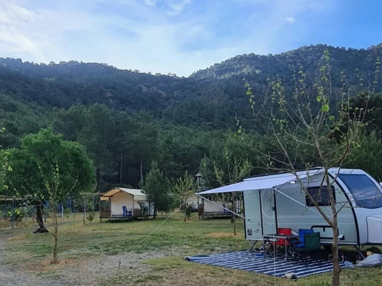 Kumluca,NO:32/1 131. Sok - 2