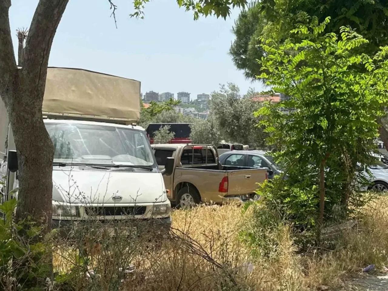 Kuşadası,17/A Ferit Demirel Ali Çallı Sokak - 1