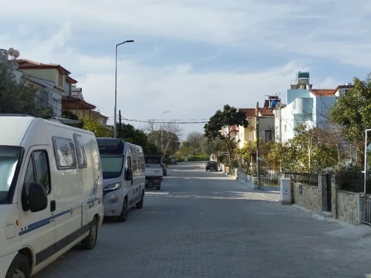 Kuşadası,51 Sabahattin Ali Sokak - 1