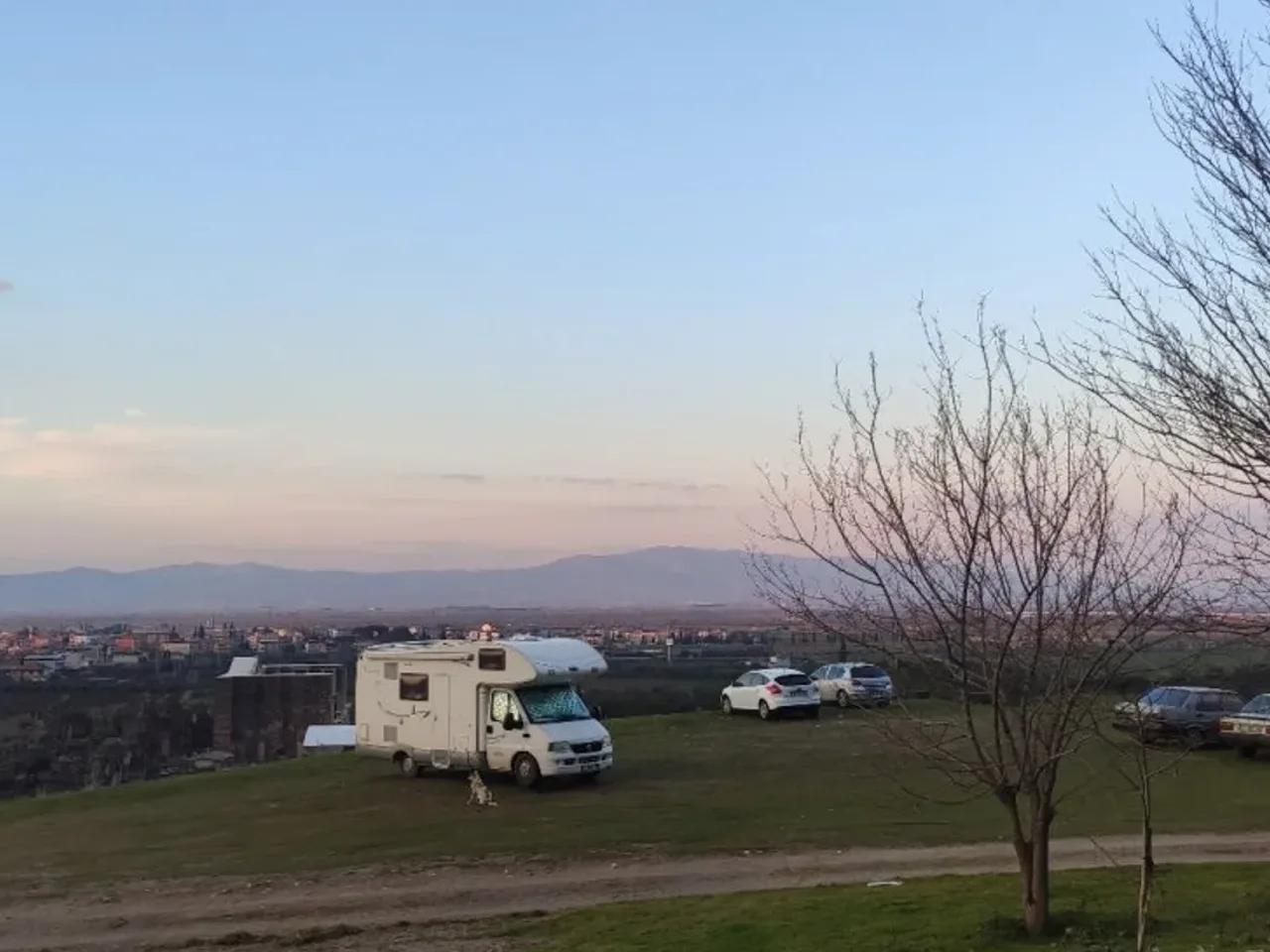 Manisa, - 1